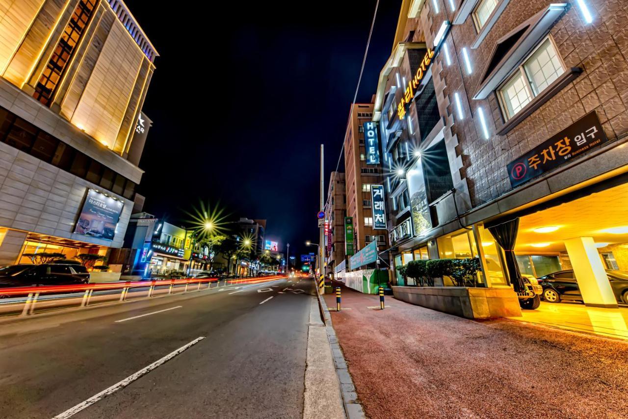 Charlie Hotel Jeju Exterior photo